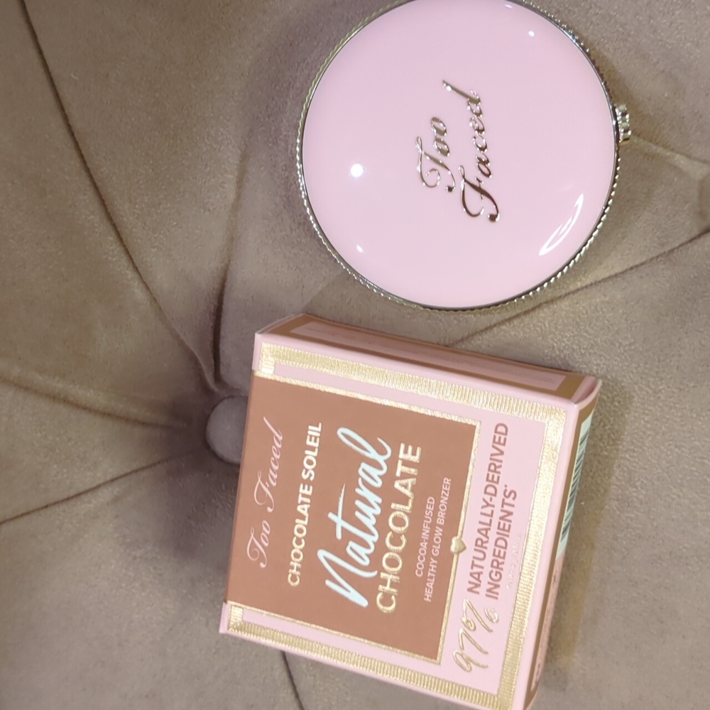 Too Faced Natural Chocolate Bronzer